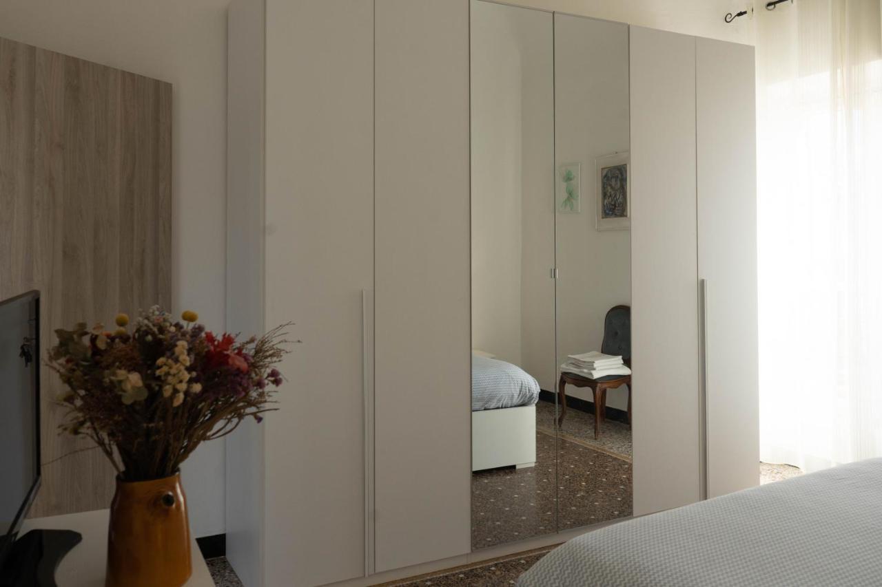 Ferienwohnung Costa E Mare Savona Exterior foto